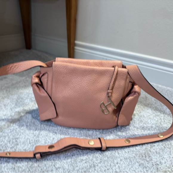 Henri Bendel Windsor Cross Body Purse Muted Clay Leather Knot Bow Side Med - Picture 5 of 14